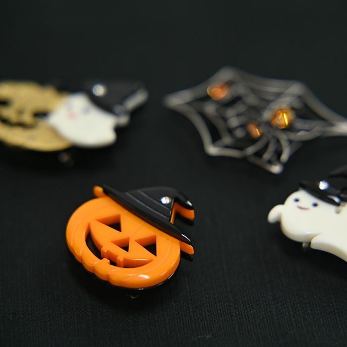 帯留め かぼちゃ ハロウィン ジャックランタンモチーフの帯どめ：つゆ